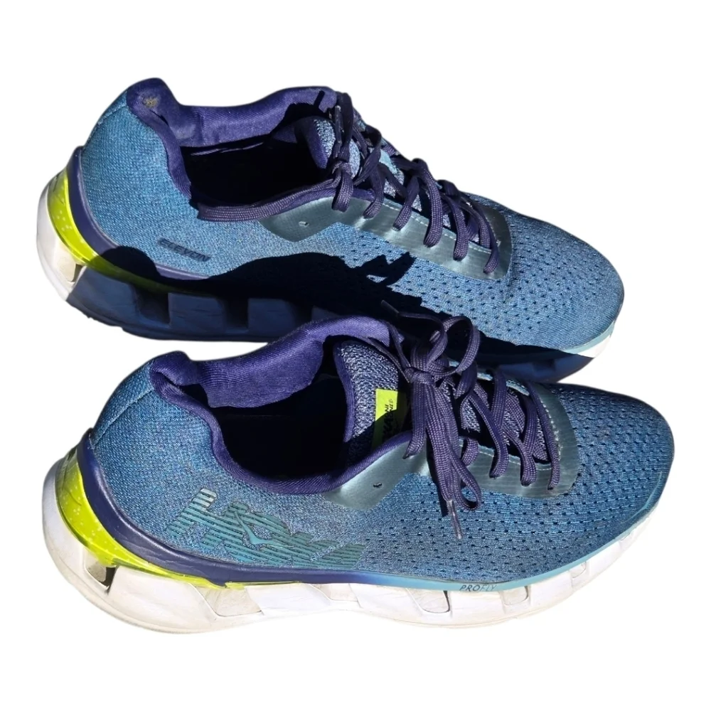 HOKA ONE ONE Elevon Size 10 Men's Lightweight Road-Running Sneakers